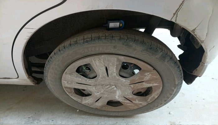 2015 Maruti Wagon R 1.0 VXI, Petrol, Manual, 1,80,487 km, tyre