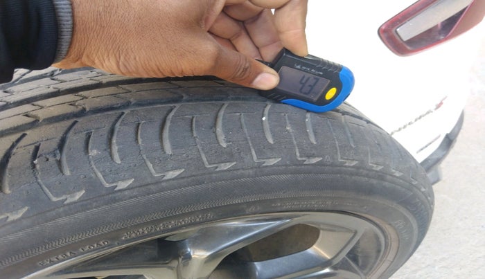 2019 Ford Ecosport TITANIUM 1.5L SPORTS(SUNROOF) DIESEL, Diesel, Manual, 44,504 km, tyre