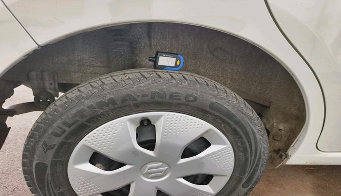 2024 Maruti Alto K10 VXI CNG, Petrol, Manual, 40,993 km, tyre