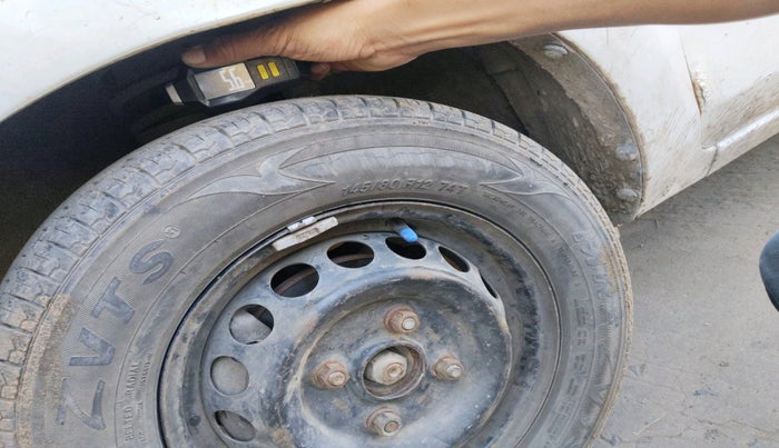 2014 Maruti Alto 800 LXI, Petrol, Manual, 70,710 km, tyre