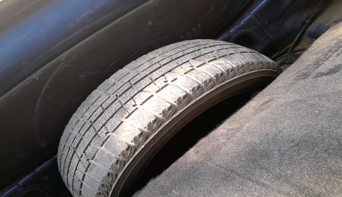 2012 Hyundai Eon D-LITE+, Petrol, Manual, 97,857 km, tyre