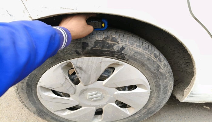 2017 Maruti Celerio ZXI AMT, Petrol, Automatic, 1,31,499 km, tyre