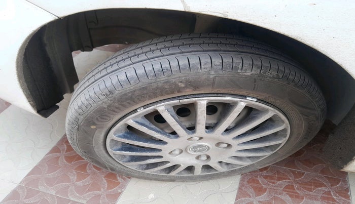 2016 Maruti Wagon R 1.0 VXI, Petrol, Manual, 1,12,357 km, tyre