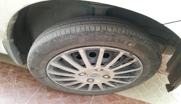 2016 Maruti Wagon R 1.0 VXI, Petrol, Manual, 1,12,357 km, tyre