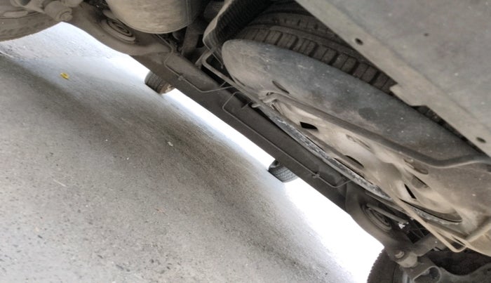 2014 Renault Duster RXL PETROL, Petrol, Manual, 67,507 km, tyre