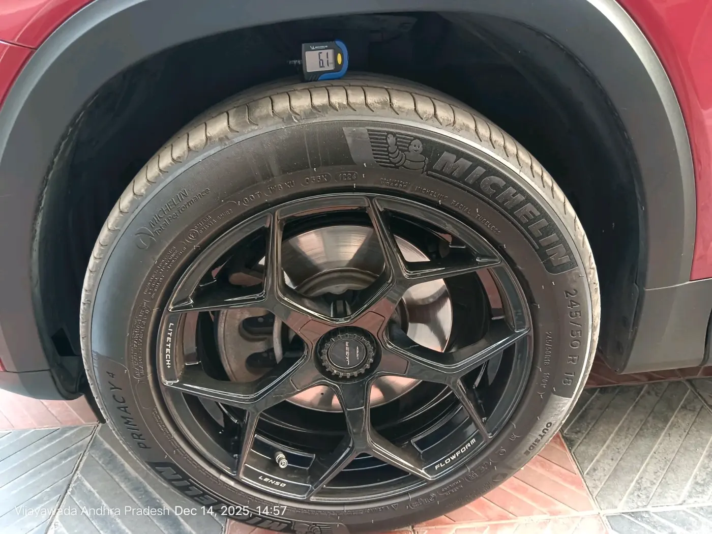 2022 Mercedes Benz GLB  220d Progressive Line, Diesel, Automatic, 18,100 km, tyre