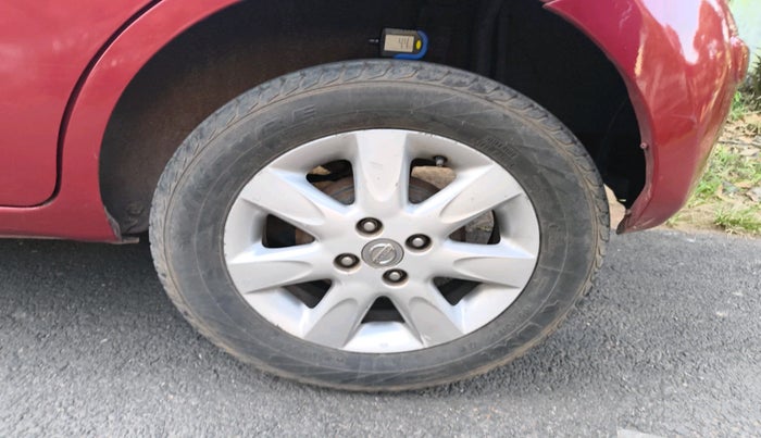 2011 Nissan Micra XV PREMIUM DIESEL, Diesel, Manual, 1,19,595 km, tyre