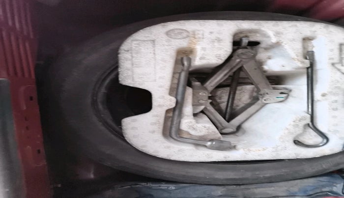 2011 Nissan Micra XV PREMIUM DIESEL, Diesel, Manual, 1,19,595 km, tyre