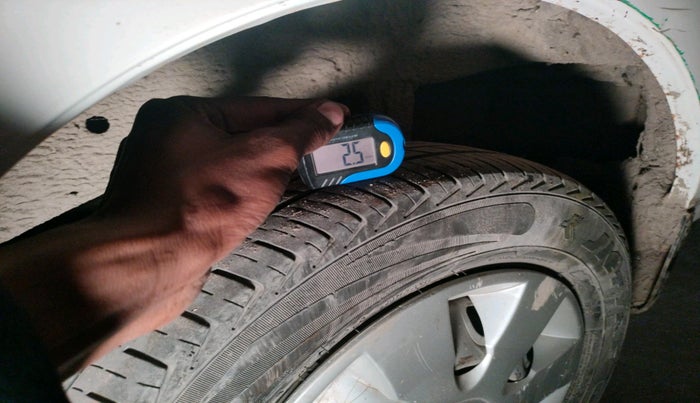 2019 Maruti Eeco 5 STR WITH A/C+HTR CNG, Petrol, Manual, 74,242 km, tyre