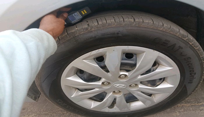 2019 Hyundai Verna 1.4 EX PETROL, Petrol, Manual, 41,992 km, tyre