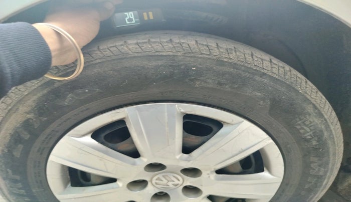 2012 Volkswagen Polo COMFORTLINE 1.2L PETROL, Petrol, Manual, 58,398 km, tyre