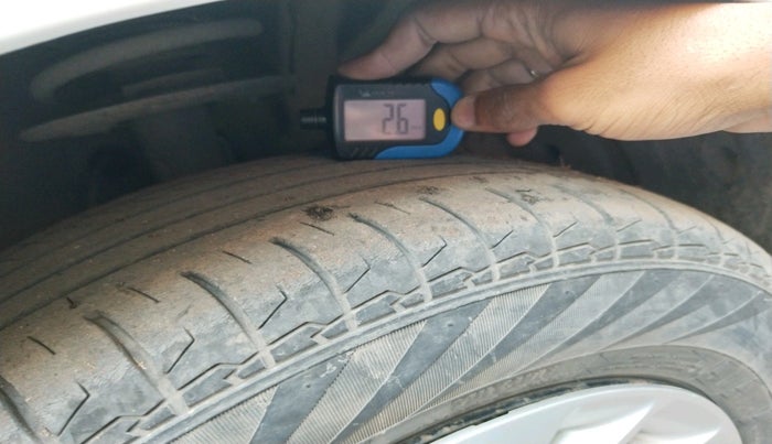 2022 Maruti Ertiga VXi (O), Petrol, Manual, 1,17,612 km, tyre