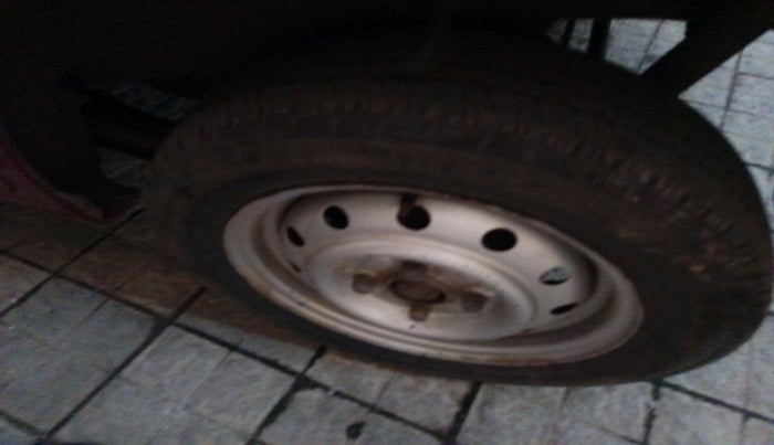 2014 Maruti Wagon R 1.0 LXI, Petrol, Manual, 65,773 km, tyre