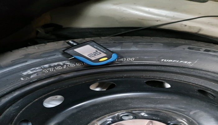 2022 Maruti IGNIS ZETA 1.2, Petrol, Manual, 21,585 km, tyre