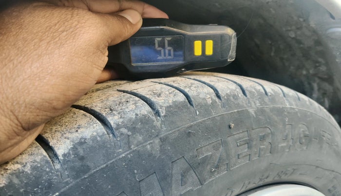 2012 Maruti Swift Dzire VDI, Diesel, Manual, 1,32,740 km, tyre