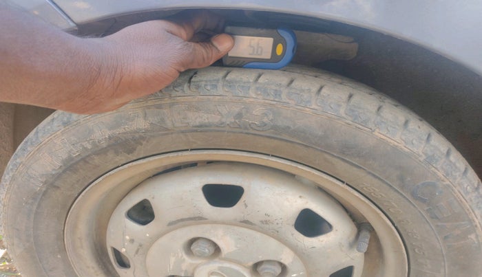 2011 Hyundai Santro Xing GL LPG, Petrol, Manual, 1,10,467 km, tyre