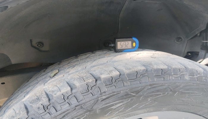 2020 Mahindra Thar LX PETROL HT 4WD AT, Petrol, Automatic, 33,005 km, tyre