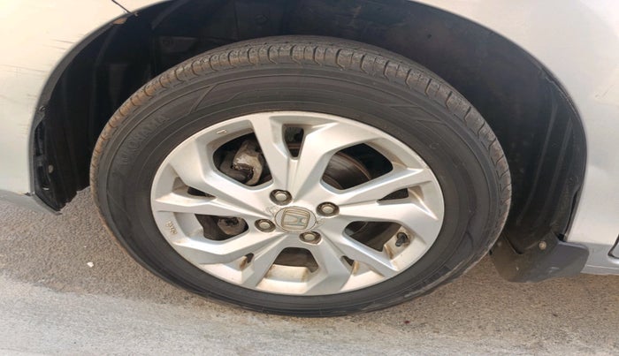 2019 Honda Amaze 1.2L I-VTEC VX CVT, Petrol, Automatic, 68,934 km, tyre