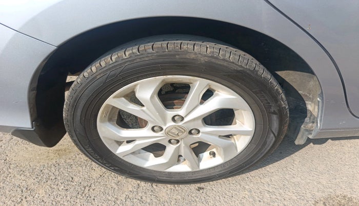 2019 Honda Amaze 1.2L I-VTEC VX CVT, Petrol, Automatic, 68,934 km, tyre