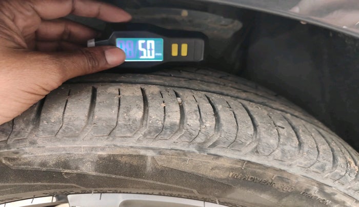 2022 Skoda SLAVIA STYLE 1.5L TSI DSG, Petrol, Automatic, 24,801 km, tyre