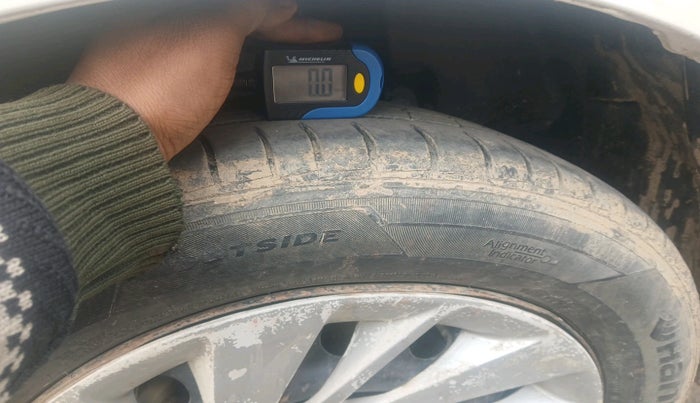 2017 Maruti Ertiga VXI CNG, Petrol, Manual, 1,15,452 km, tyre