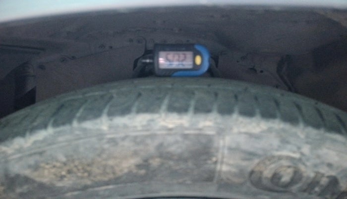 2019 Toyota Innova Crysta 2.8 GX AT 7 STR, Diesel, Automatic, 2,52,936 km, tyre