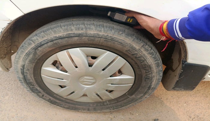 2013 Maruti Alto 800 LXI, Petrol, Manual, 82,766 km, tyre