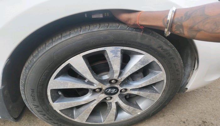 2014 Hyundai Verna FLUIDIC 1.4 VTVT CX, Petrol, Manual, 69,686 km, tyre