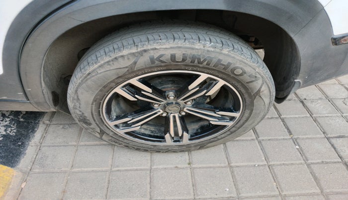 2020 KIA SELTOS HTK 1.5 PETROL, Petrol, Manual, 34,601 km, tyre