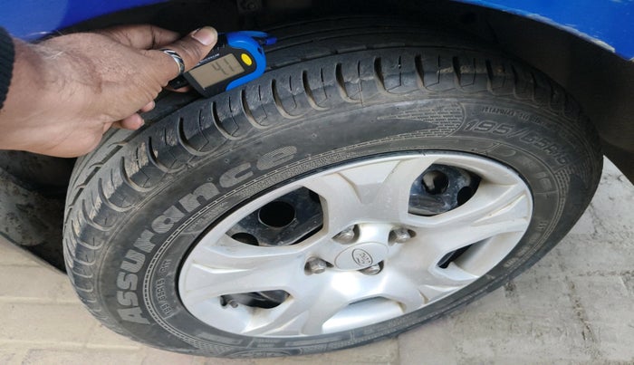 2016 Ford Ecosport TREND 1.5L DIESEL, Diesel, Manual, 82,104 km, tyre