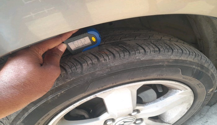 2012 Honda City 1.5L I-VTEC S MT, Petrol, Manual, 1,16,194 km, tyre