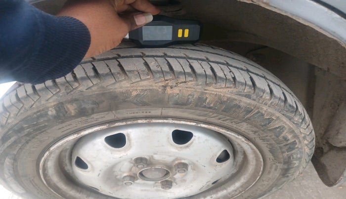 2018 Maruti Eeco 5 STR CNG WITH HTR, Petrol, Manual, 93,687 km, tyre