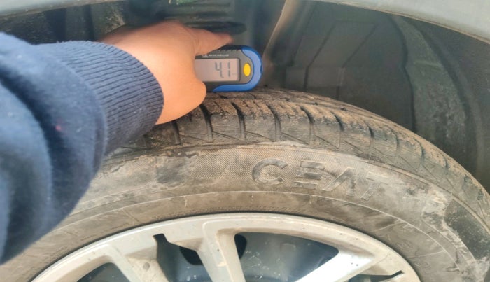 2022 Renault TRIBER RXT, Petrol, Manual, 28,760 km, tyre