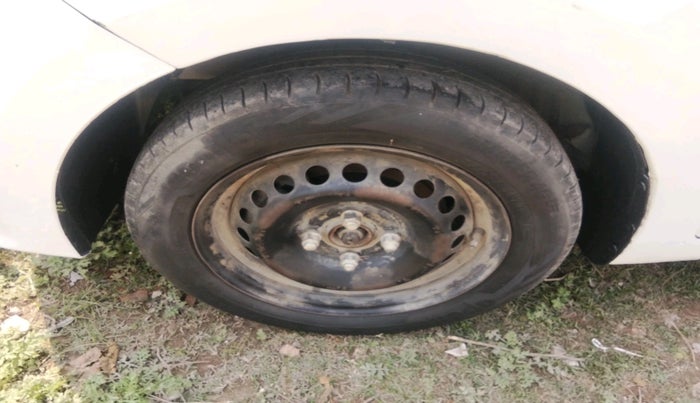 2017 Hyundai Grand i10 SPORTZ 1.2 KAPPA VTVT, Petrol, Manual, 86,787 km, tyre