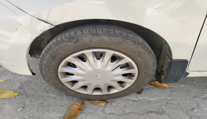 2015 Maruti Celerio VXI, Petrol, Manual, 1,06,643 km, tyre