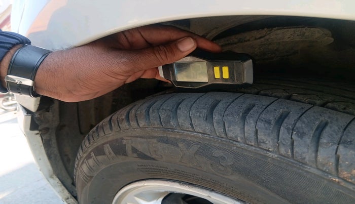 2012 Hyundai i20 SPORTZ 1.4 CRDI, Diesel, Manual, 1,04,967 km, tyre