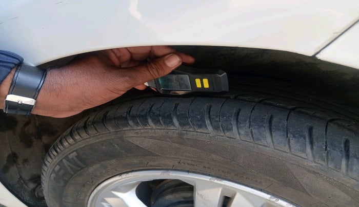 2012 Hyundai i20 SPORTZ 1.4 CRDI, Diesel, Manual, 1,04,967 km, tyre