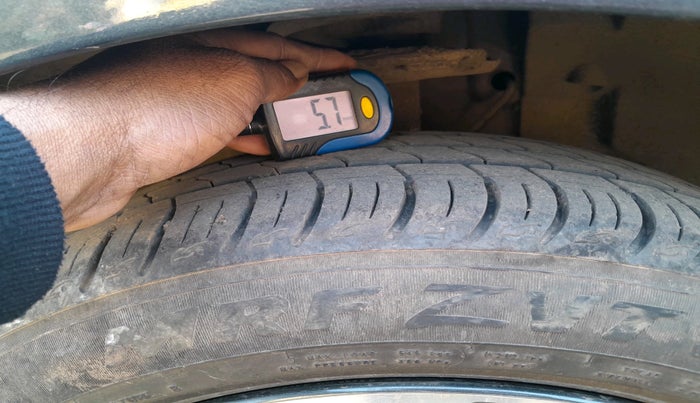 2021 Tata ALTROZ XZ PETROL, Petrol, Manual, 4,140 km, tyre