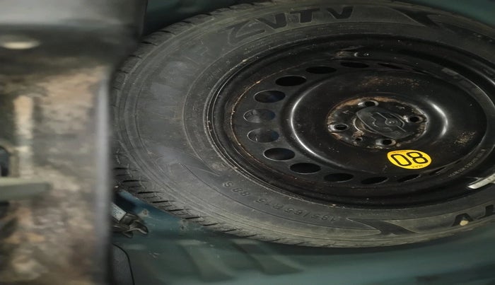 2016 Maruti Baleno ALPHA PETROL 1.2, Petrol, Manual, 58,209 km, tyre