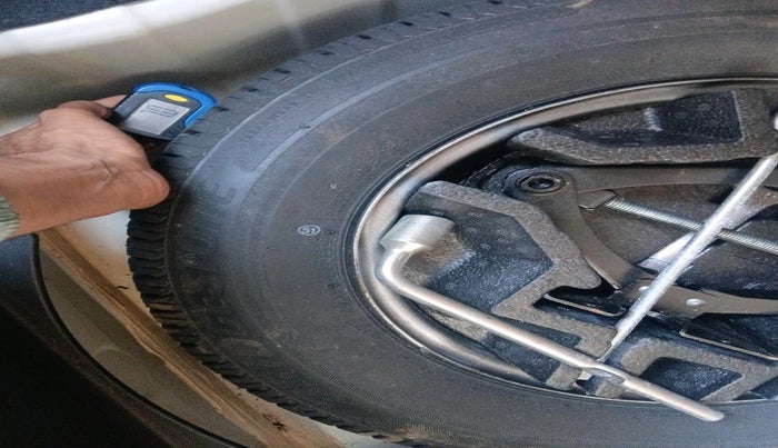 2021 Tata ALTROZ XT PETROL, Petrol, Manual, 42,446 km, tyre