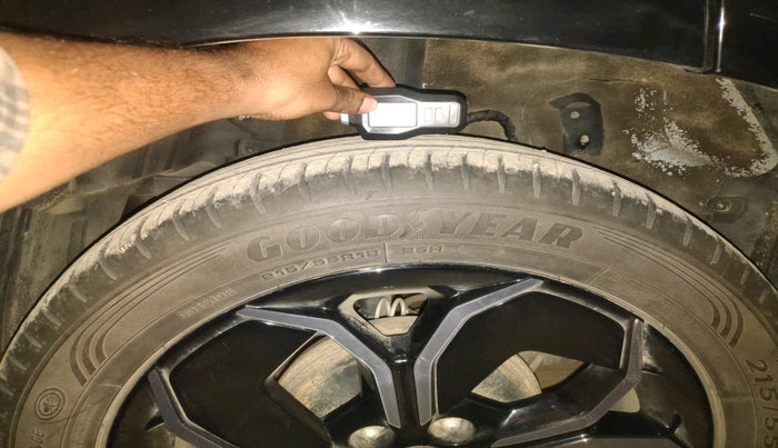 2024 Tata Curvv Accomplished S 1.2 Petrol 7DCA, Petrol, Automatic, 11,984 km, tyre