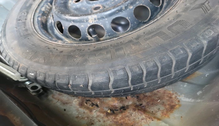 2017 Maruti Alto 800 VXI, Petrol, Manual, 57,428 km, tyre