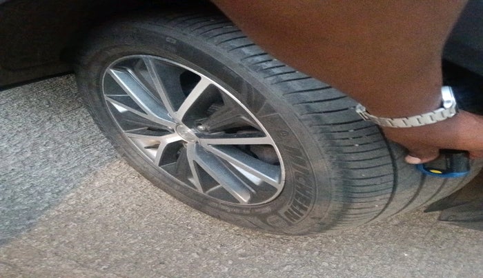 2017 Hyundai Tucson 2WD AT GL PETROL , Petrol, Automatic, 57,441 km, tyre