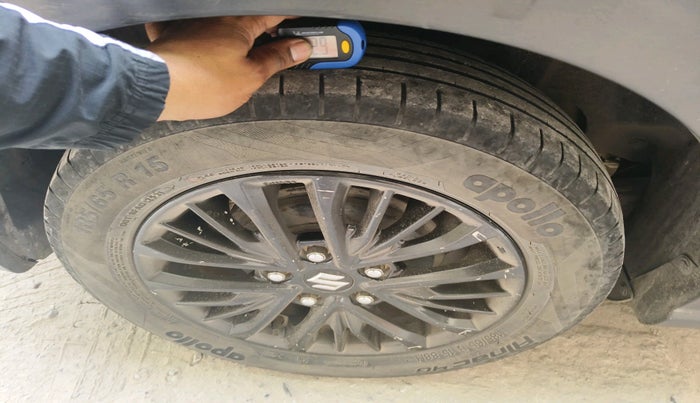 2019 Maruti XL6 ALPHA MT, Petrol, Manual, 1,11,605 km, tyre