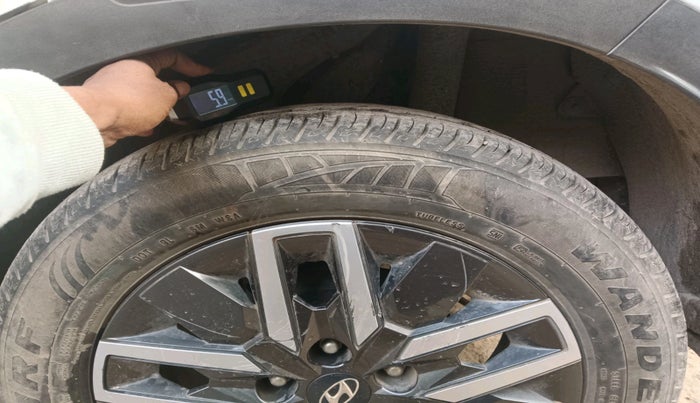 2022 Hyundai VENUE SX 1.0 TURBO IMT, Petrol, Manual, 25,335 km, tyre