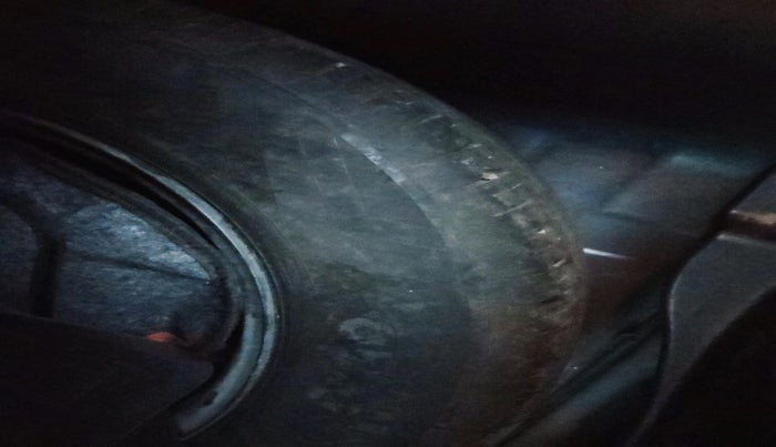 2020 Hyundai VENUE S 1.2, Petrol, Manual, 1,18,619 km, tyre