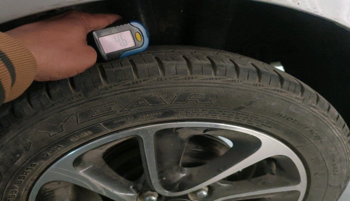 2017 Hyundai Grand i10 ASTA 1.2 KAPPA VTVT, Petrol, Manual, 23,316 km, tyre