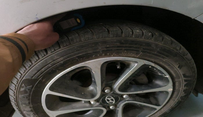 2017 Hyundai Grand i10 ASTA 1.2 KAPPA VTVT, Petrol, Manual, 23,316 km, tyre