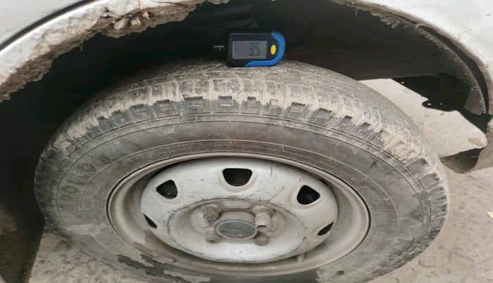 2016 Maruti Eeco 5 STR WITH A/C+HTR CNG, Petrol, Manual, 76,873 km, tyre