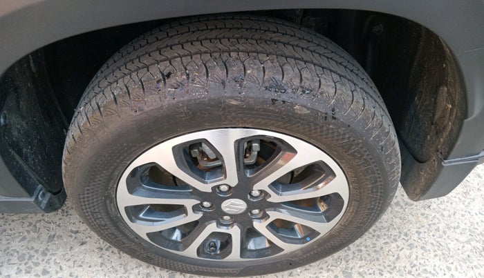 2024 Maruti Grand Vitara SIGMA SMART HYBRID, Petrol, Manual, 12,046 km, tyre